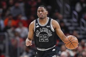 美记：前马刺20号秀布兰纳姆签约G联盟球队克利夫兰剑客队