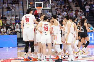 媒体人：中国队防守端的表现是有一定水分的 人家确实没有狠狠打