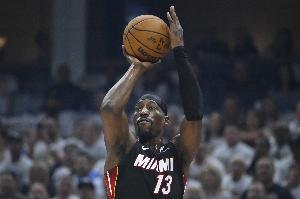 阿德巴约罚球43中36砍83分！解说：太丑陋了 硬刷 裁判也是真给