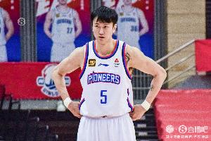 战旧主很猛！赖俊豪7中4拿下17分7板3助1帽 首节独得11分