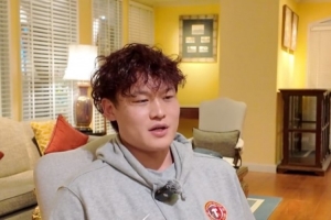 张岩：早点经历一些东西并不是坏事，自己要给青少年树立榜样