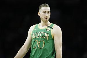 海沃德：我和欧文在绿军时纸面实力很强 但各自的目标都不一样