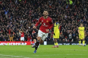 两位名宿预测：曼联2-1/3-1维拉，舍什科/B费首开记录