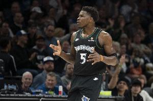 此前出战成疑！名记：爱德华兹预计会出战今日与勇士一役