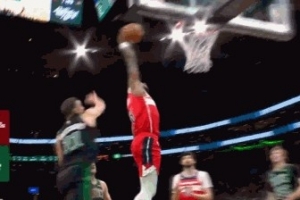 垃圾时间打嗨了！哈迪反击越过普理查德单臂滑翔劈扣打停