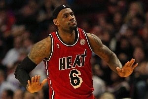 各队连场20+第一都是谁？SGA领衔现役9人 077在列 老詹两度上榜