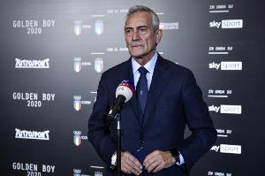 决战！意足协主席：意大利哪怕游都要游进世界杯，很乐观但也紧张