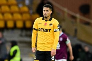 曼晚：曼联夏窗想引进两名中场，有意戈麦斯、巴莱巴、沃顿等球员