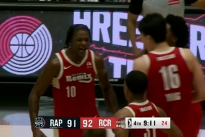 一度落后22分！杨瀚森防守发力 混音多点开花反超比分