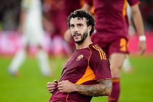 埃尔莫索：瓦斯肯定会让我们大开眼界，罗马有很多他这种年轻球员