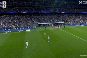 要守了！皇马第87分钟换下维尼修斯，卡雷拉斯登场