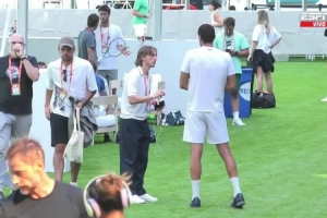 莫德里奇现场观战迈阿密网球大师赛，与克罗地亚选手西里奇见面