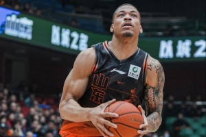 媒体人：山东新签的约翰逊状态越来越好 这应该是球队最好的消息