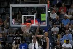 得罪了方丈~文班点飞防守直杀内线 抡臂隔扣GG·杰克逊当场报仇