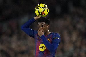 罗马诺：巴萨不会把巴尔德推向转会市场，若收到合适报价才会考虑