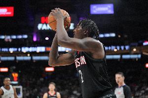 火箭今日大名单13人仅电风扇没有登场 连续两场比赛被乌度卡DNP