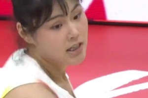 小宝就是强李月汝连续打成两个2+1！助中国女篮拿下比赛！