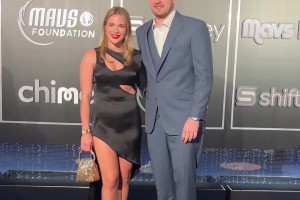 东契奇此前在独行侠时与未婚妻合影！如今两人已分手，令人唏嘘！