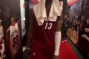 恭喜！前两天阿德巴约刚成为热火历史上第二位10000分球员