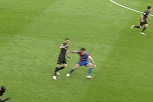 世界级b2b！曼城：当他全情投入时，没人能阻止他！