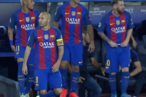 这就是巅峰巴萨的压迫感！哪怕只是站在场边，也让对手胆寒