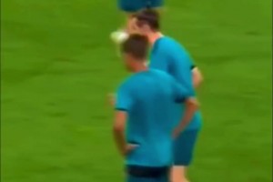 公开处刑！名场面：多赫蒂加盟热刺时被迫删除“永爱阿森纳”推文