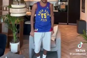 14中1仅得5分太弱了！美媒调侃这就是今晚的贾马尔-穆雷