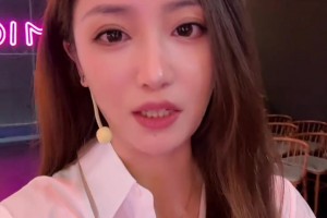 赢就完了！六连胜！西部第三！湖人的胜利把依姐乐坏了☺️