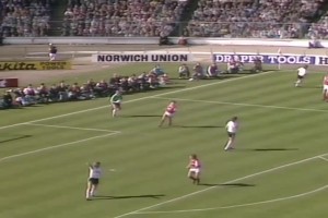 逆转利物浦！考古：阿森纳队史第一个联赛杯冠军！