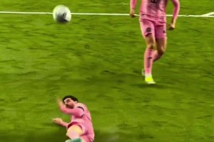 谁说梅西不防守？38岁梅老板回追防守滑铲封堵传中