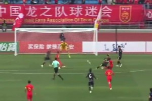 今天国足首秀！徐彬曾抢断后高速带球，网友：这是卡塞米彬吗？